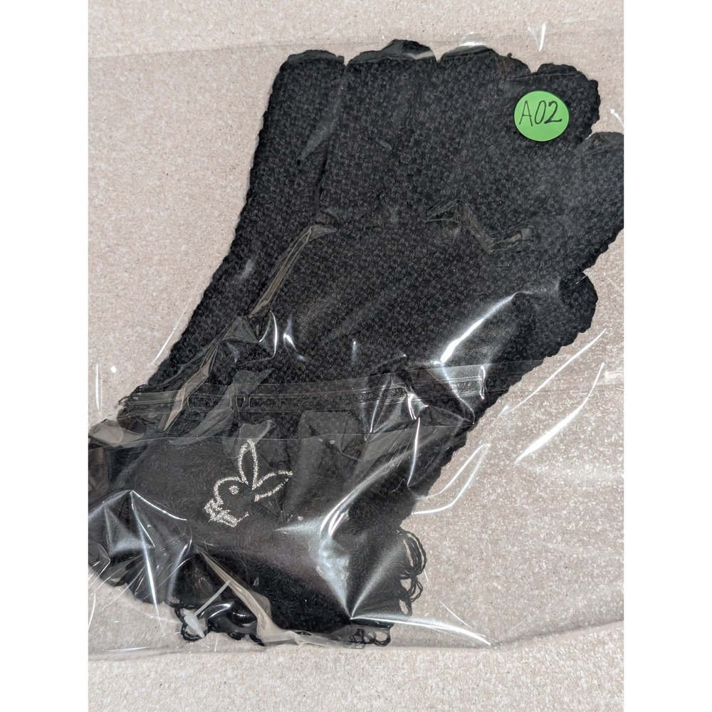 2006 PLAYBOY Logo Black Crochet Women's Gloves Size Med. Stretch Wool Blend New - Picture 8 of 8